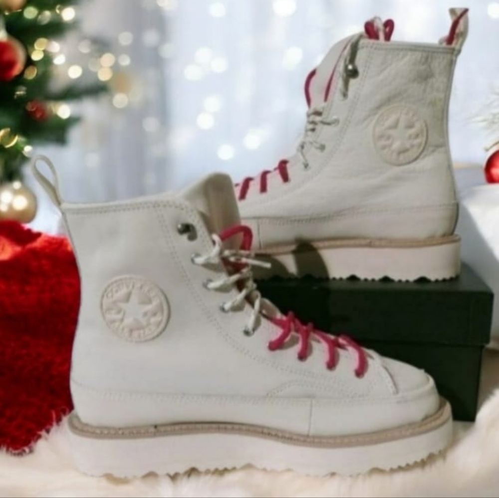 Converse Chuck Taylor, Crafted Boot (Unisex) EGRET, Size Women's 9.5 / Mens 8.0